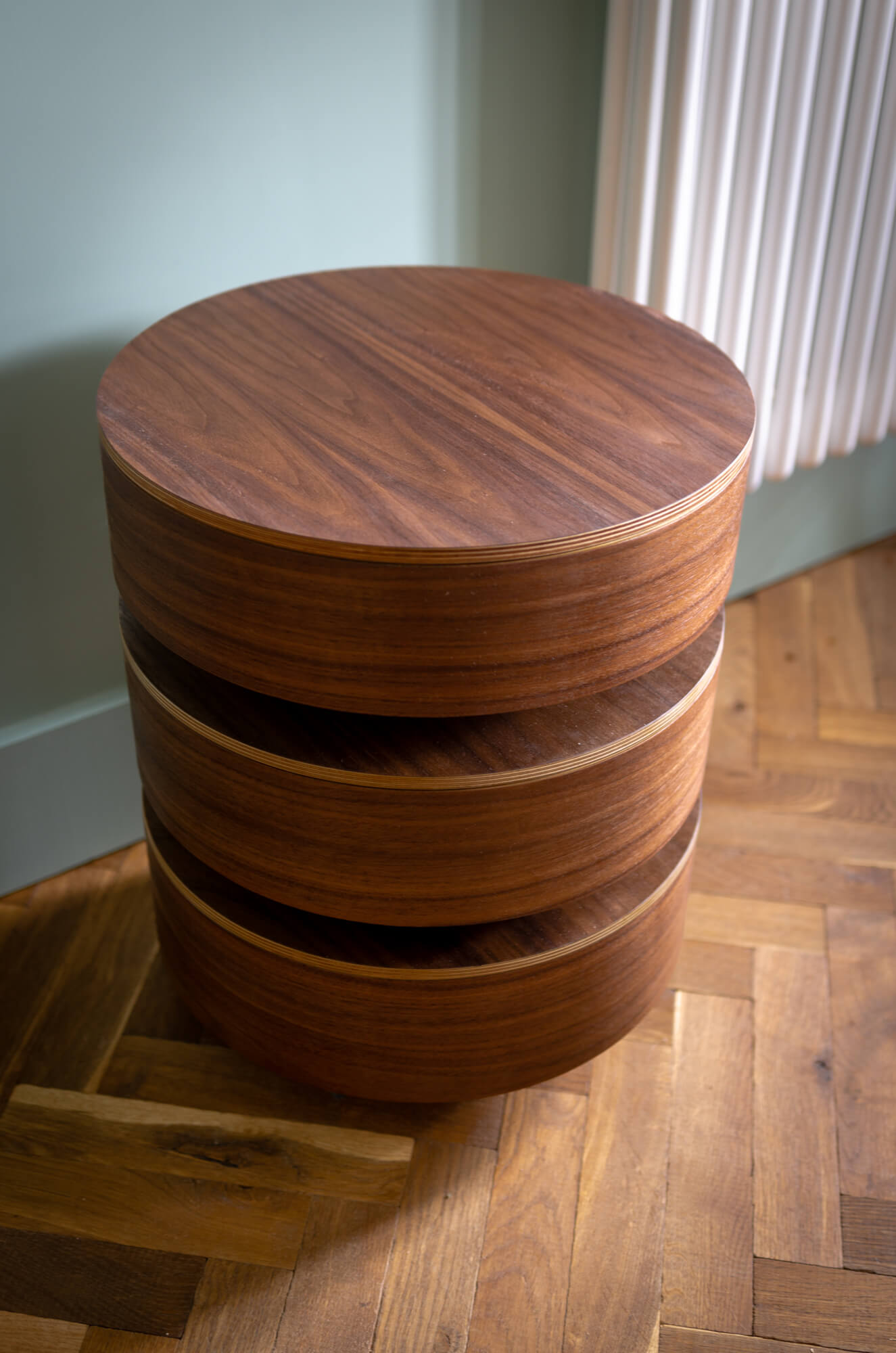 AIR | Walnut - circular chest of drawers - bedside table | side table